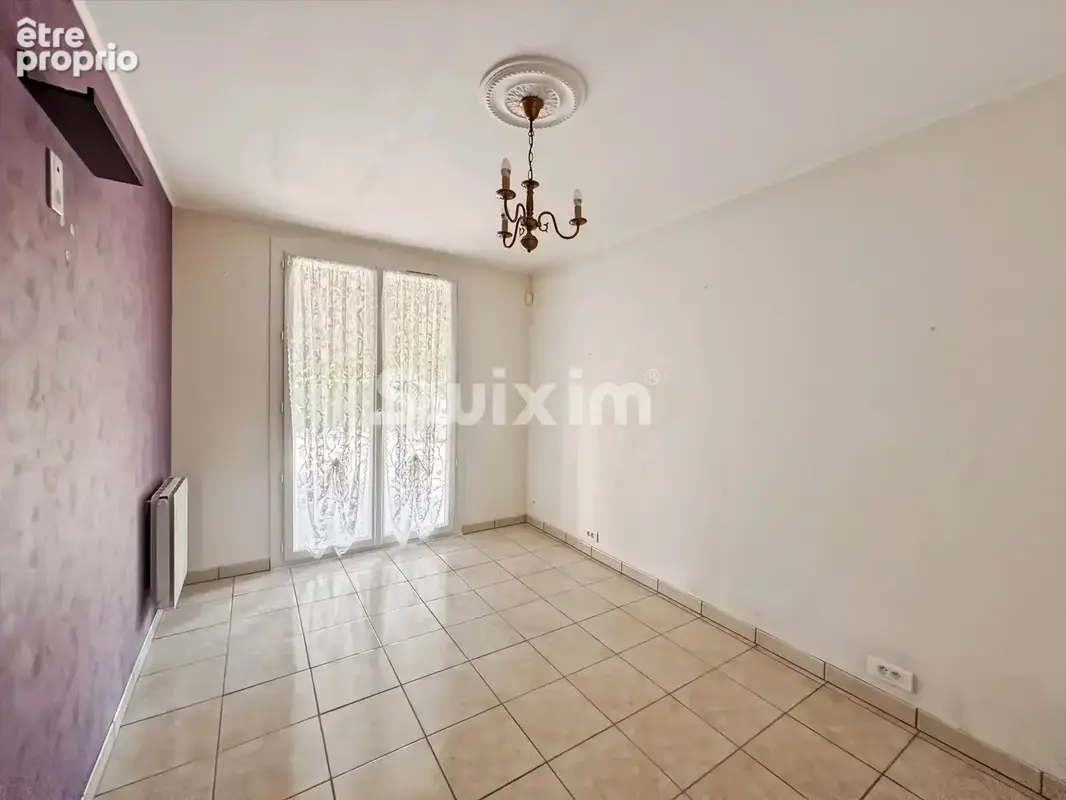 Maison de plain-pied avec jardin arboré - photo 10
