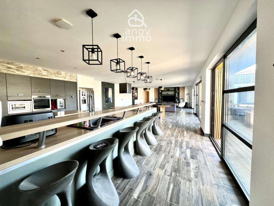 Maison à BUXEROLLES