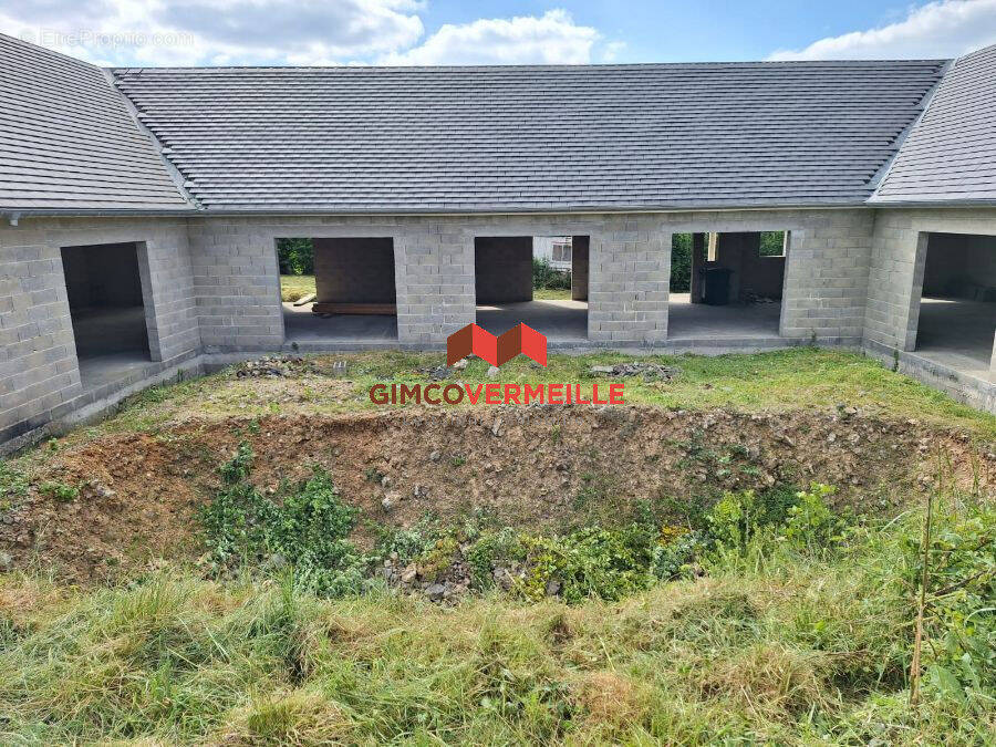 Maison à MONTREUIL-L'ARGILLE