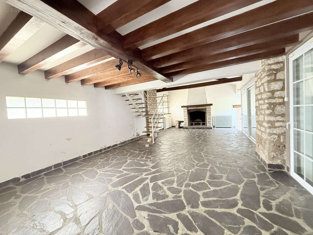 Maison à CHAPET