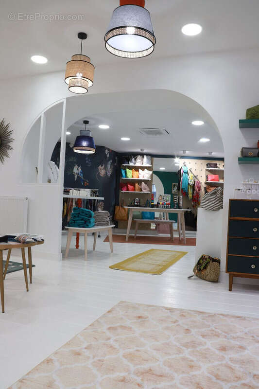 Commerce à GRANVILLE