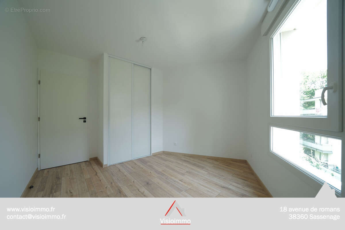 Appartement à MEYLAN