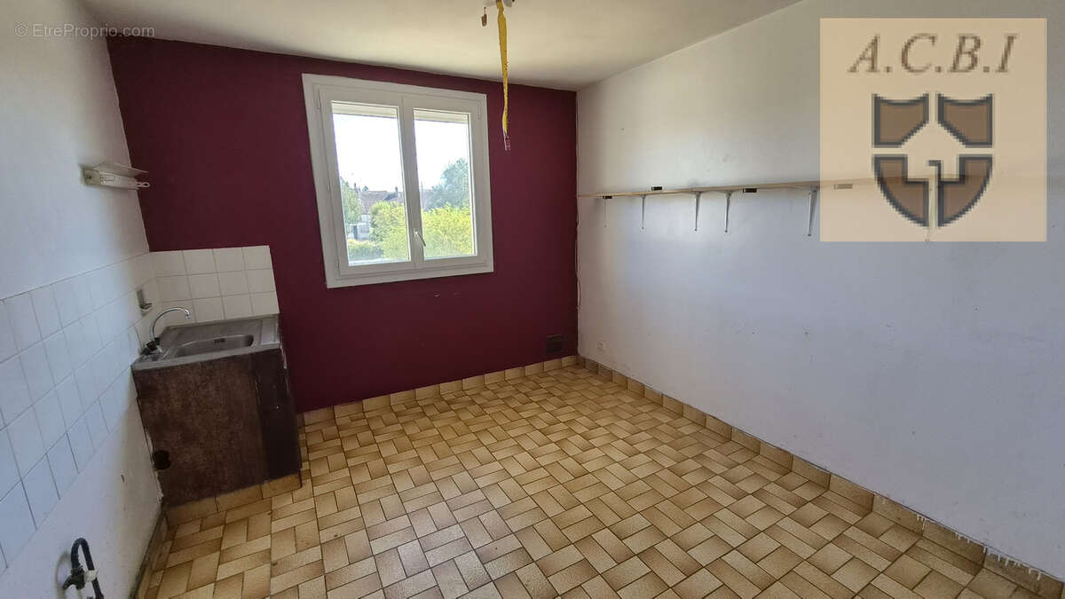 Maison de 89 m2 avec jardin et dépendances   Areines - photo 6