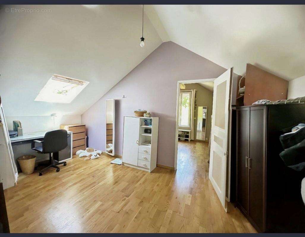 Maison à VILLETANEUSE