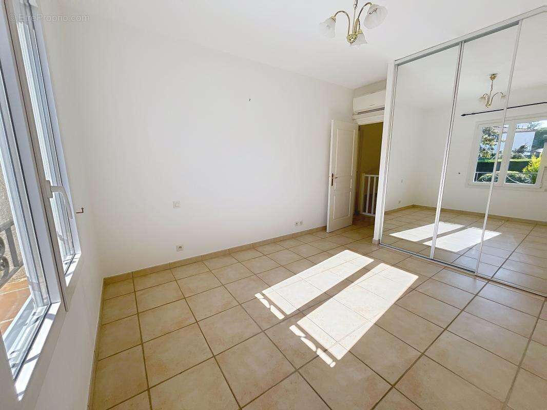 Maison à SAINT-RAPHAEL