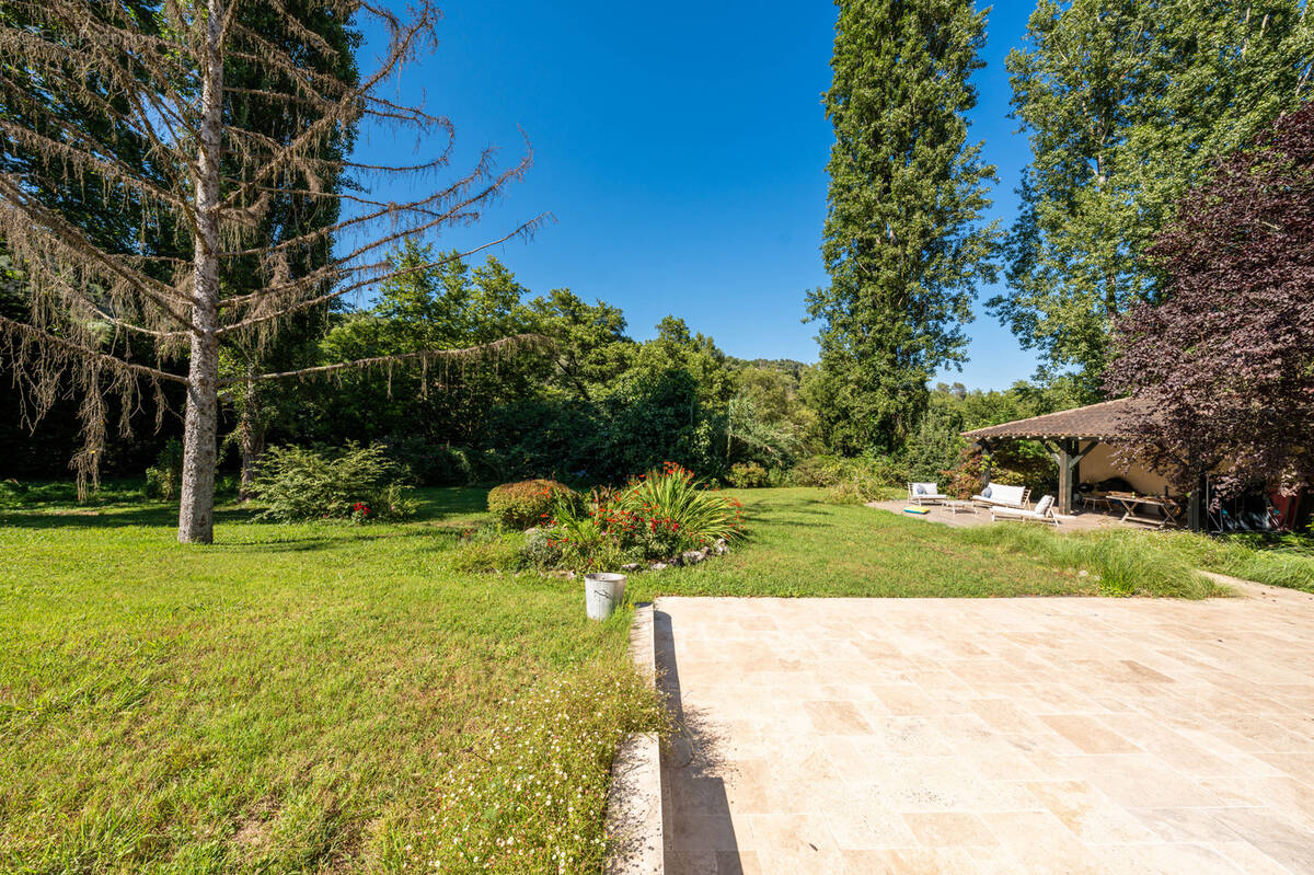 Appartement à LA COLLE-SUR-LOUP
