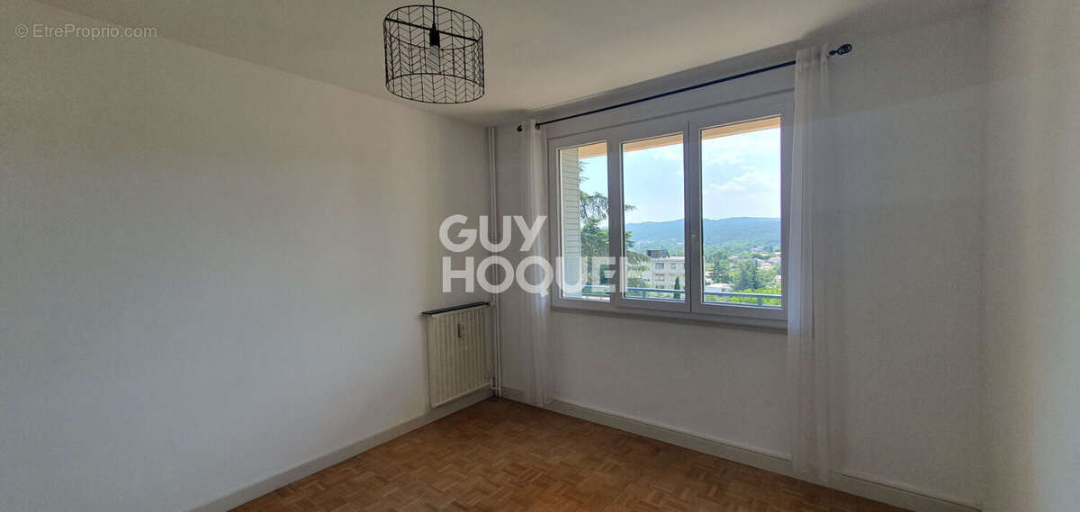 Appartement 4 pièces lumineux avec grand balcon et stationnement - photo 6