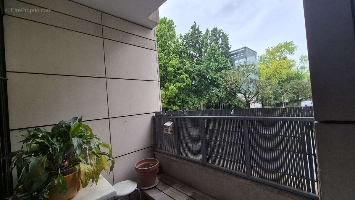 Appartement 57 m² à Paris-15e  - photo 3
