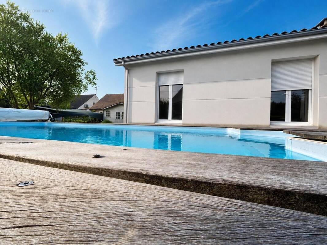 Photo 1 - Maison à AMBES