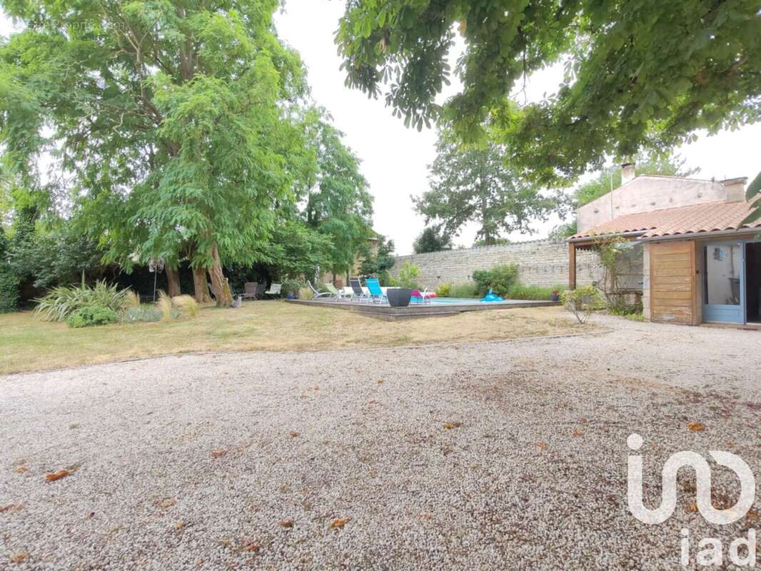 Photo 4 - Maison à VOUHE