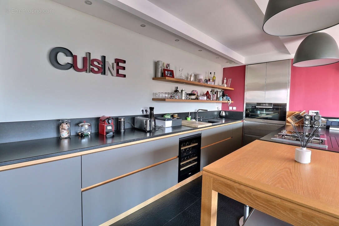 Appartement à MAUGUIO