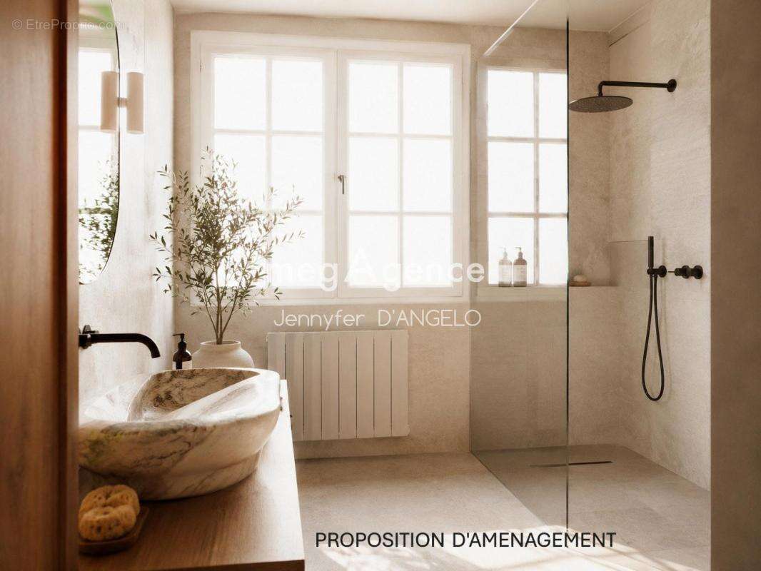 MAISON INDIVIDUELLE 234m², 8 pièces, Sanary-sur-Mer - photo 12