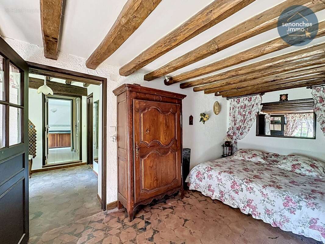 Maison à FAVIERES