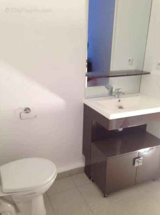 Appartement à MARSEILLE-3E