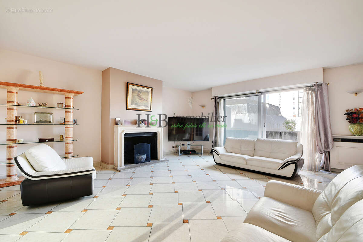 Appartement à CHOISY-LE-ROI