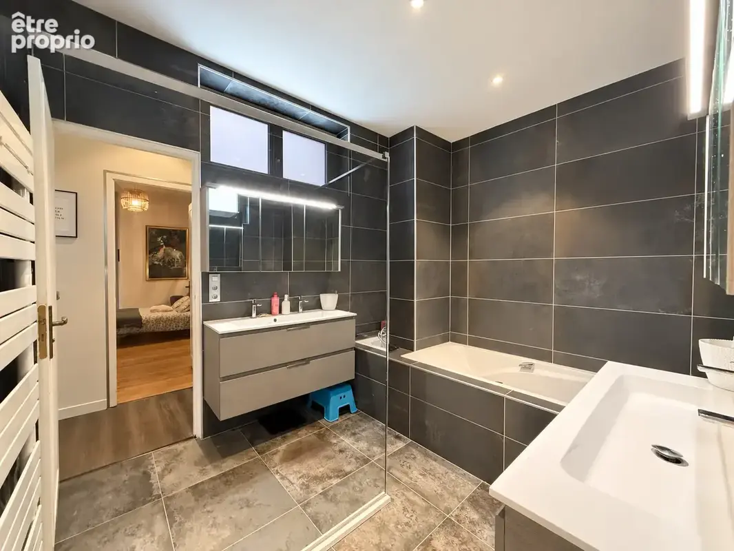 Amiens - centre-ville - appartement familiale - 150m2 - 3 chambres - 1 bureau - terasse- cave - photo 17