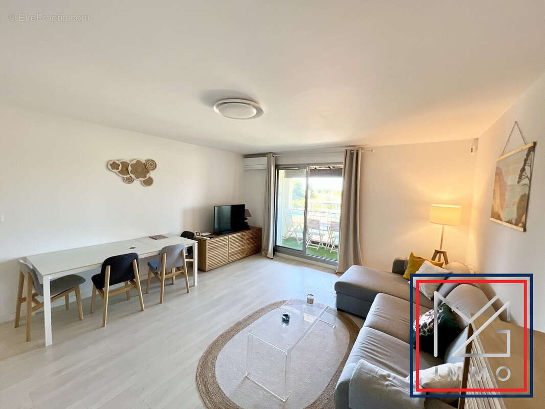 Appartement à SANARY-SUR-MER