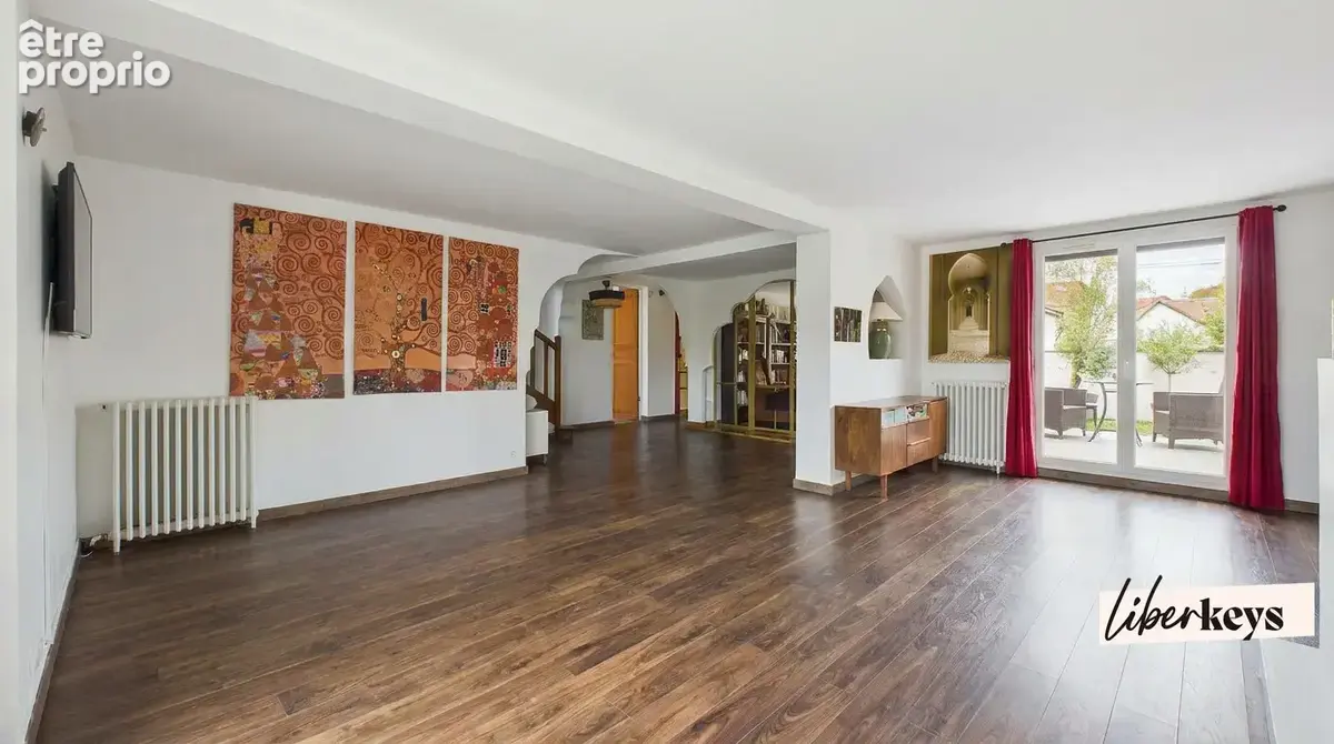 Maison familiale 223 m² avec jardin, terrasses et garage – Villemomble - photo 2