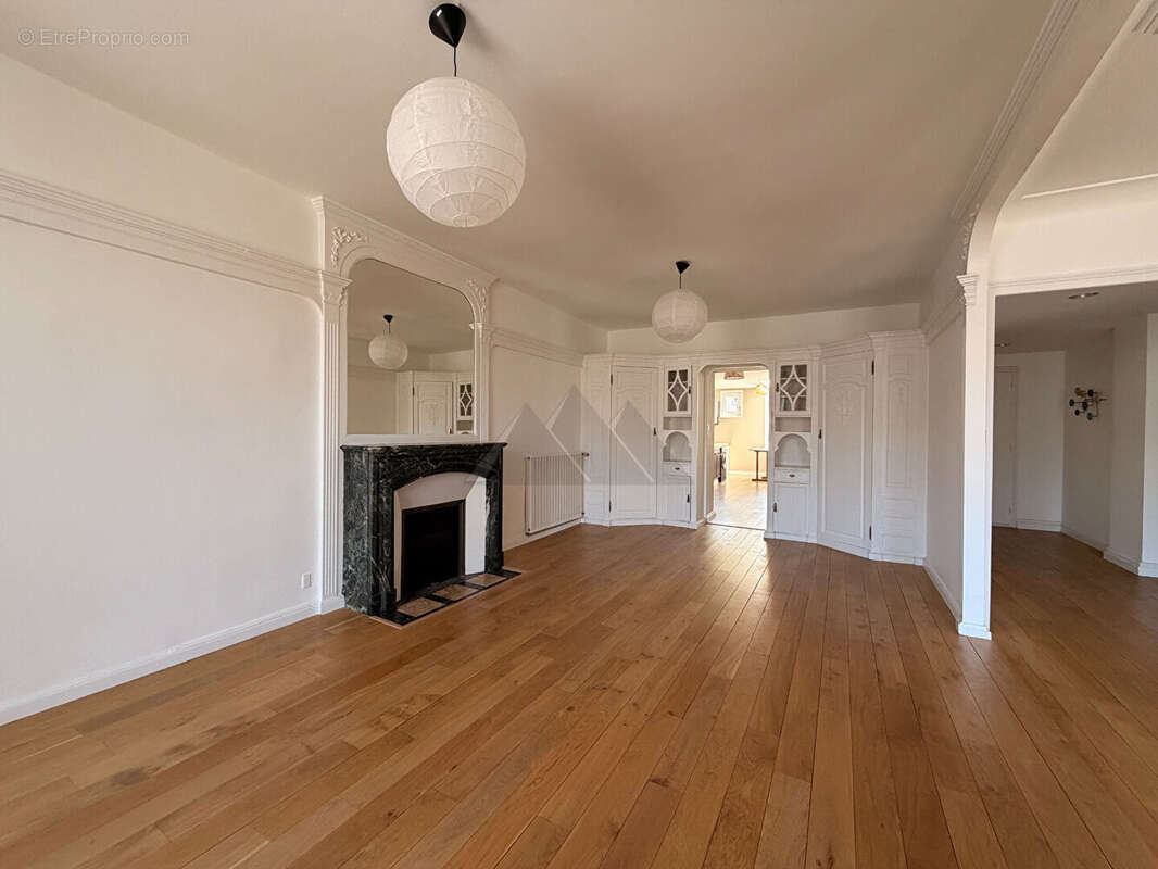 A vendre quimper historique magnifique appartement  3 chambres  135m2 - photo 3