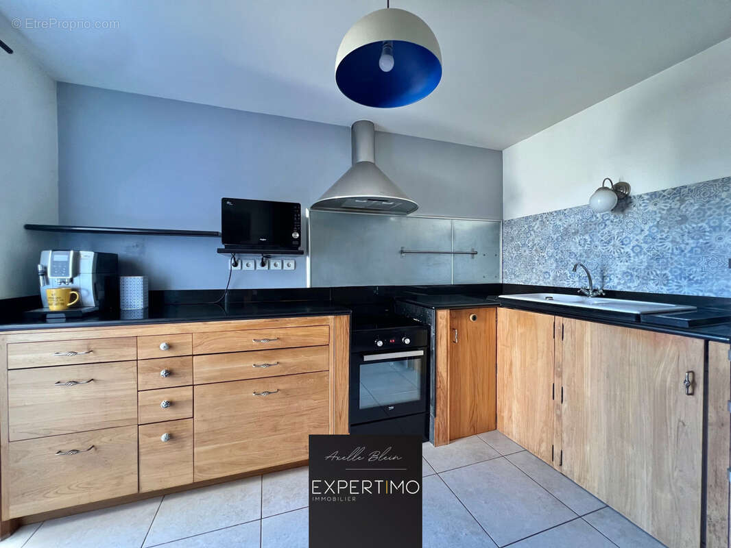 Appartement à MARSEILLE-12E