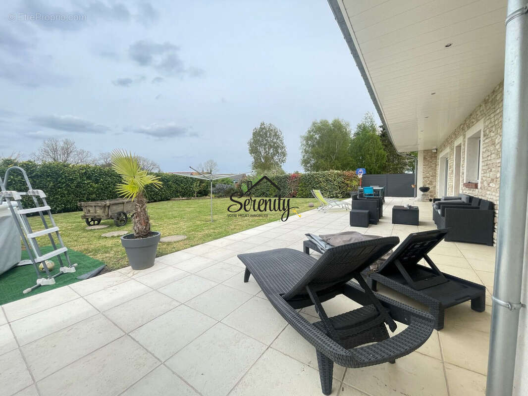 Maison 250 m² à Hamblain-Les-Pres  - photo 8