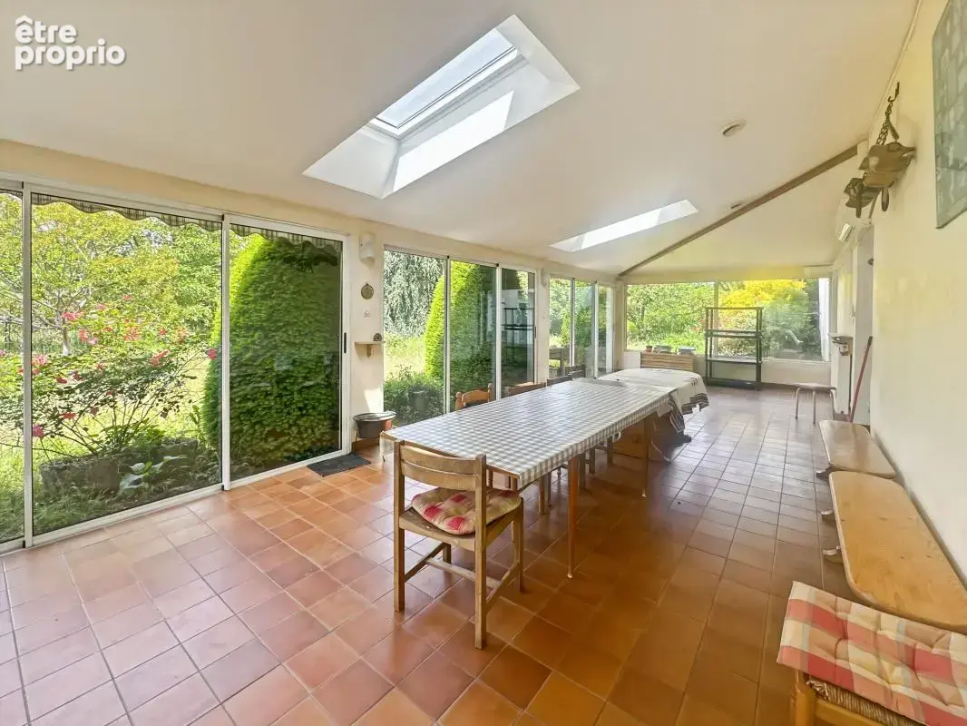 Photo Maison à Saint-Marcel-Les-Valence au prix de 439 000€