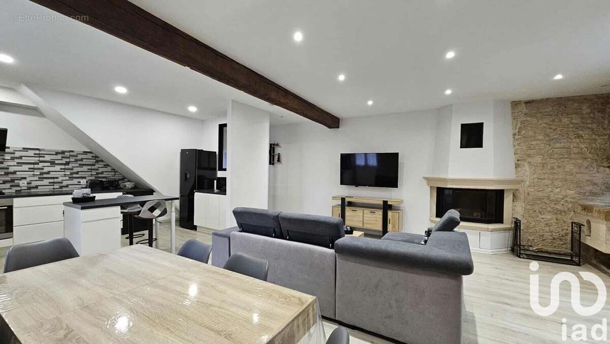 Photo 3 - Maison à RUFFEC