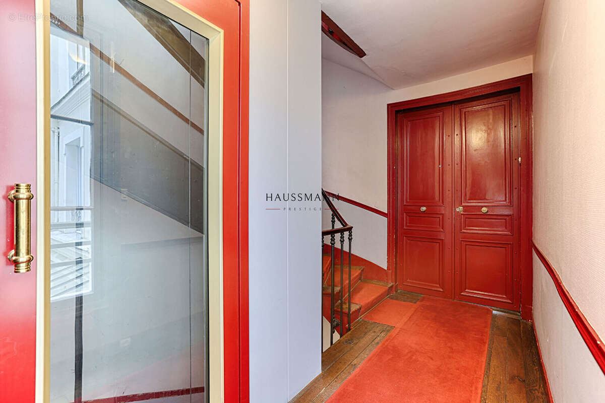 Appartement à PARIS-9E