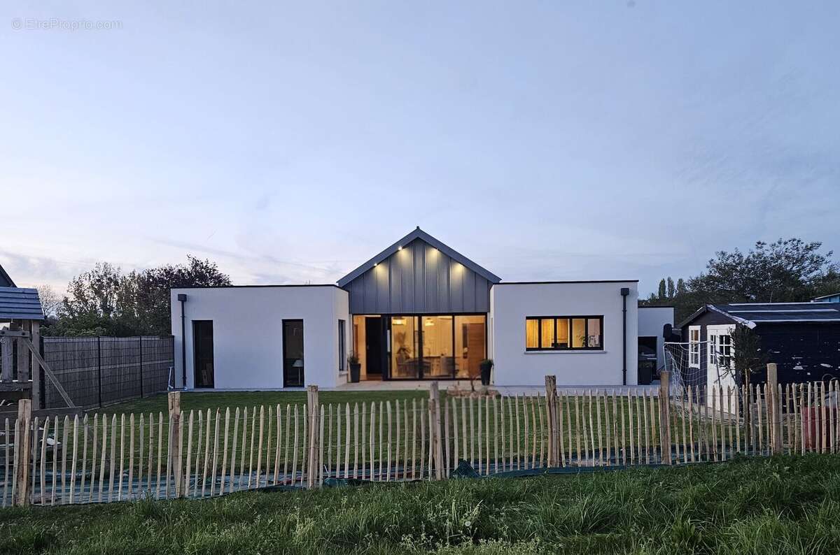 Maison à HILLION