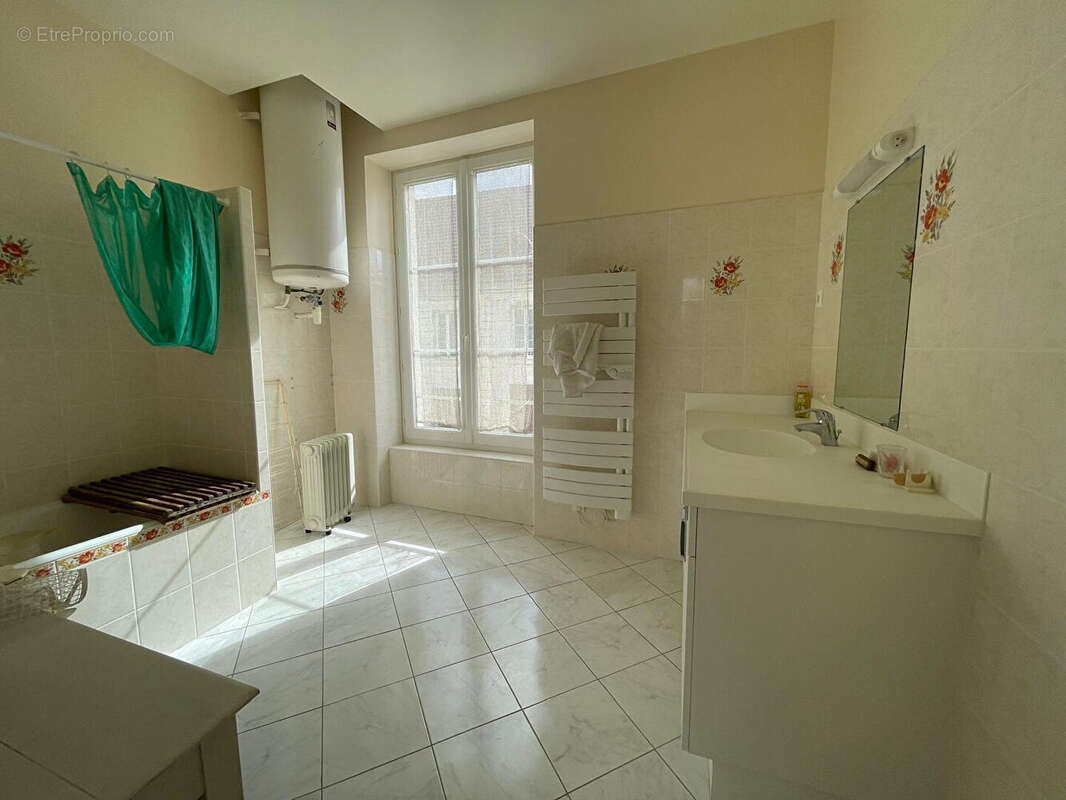 Maison à CHATEAU-THIERRY