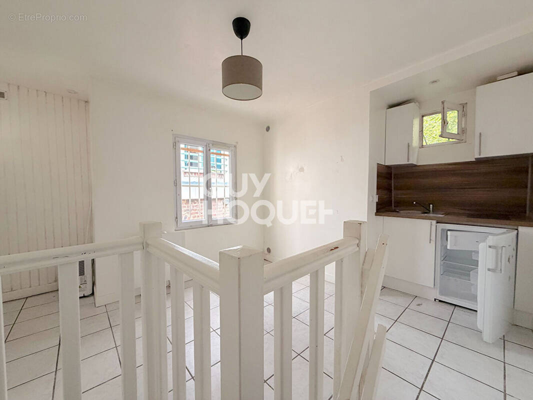 Appartement à PARIS-20E