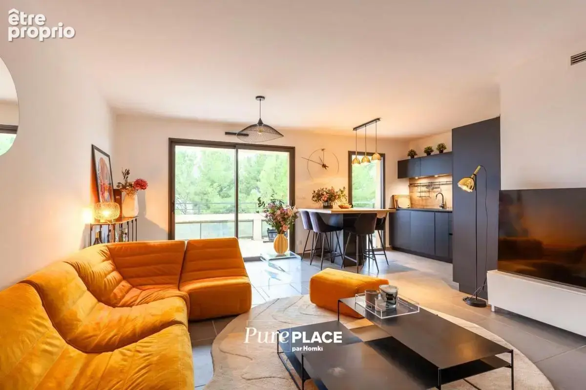 Appartement T3 de 70 m² à Aix-en-Provence 13090, Rue Micheline Paliard - photo 3