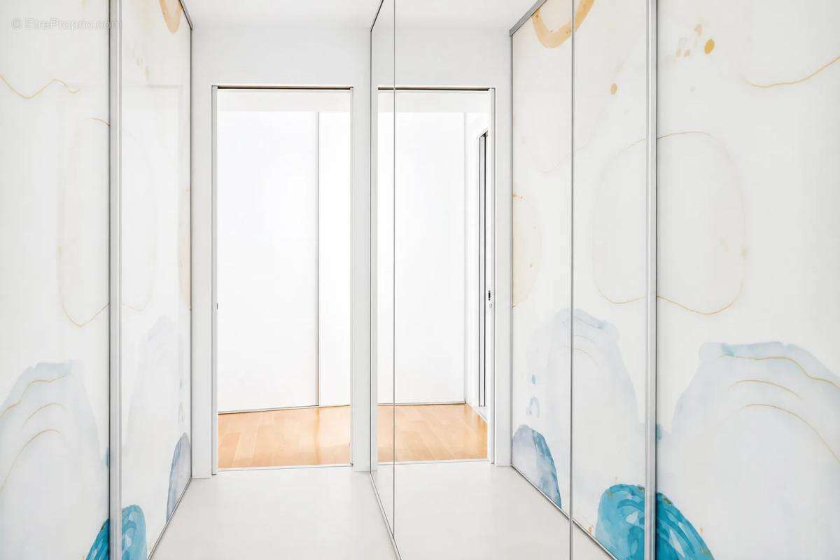 Appartement à VILLENEUVE-LOUBET