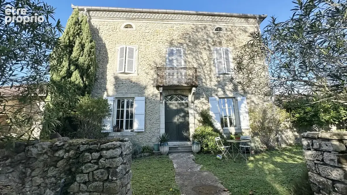 Maison de maitre de type t8 de 375 m2 dont une maison d'invite + 3 dependances - photo 32