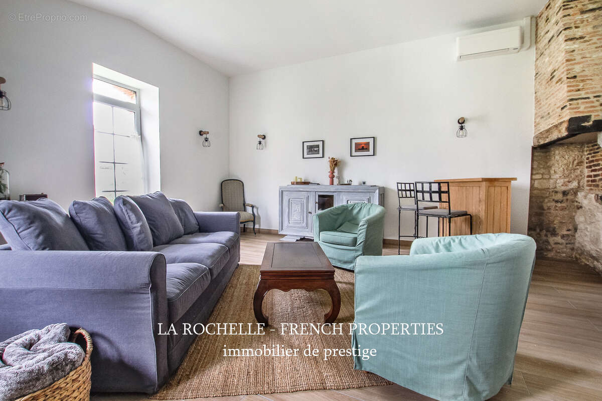 Maison à AIGREFEUILLE-D&#039;AUNIS