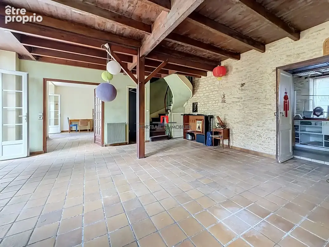 Maison 275 m² à Cartelegue  - photo 2
