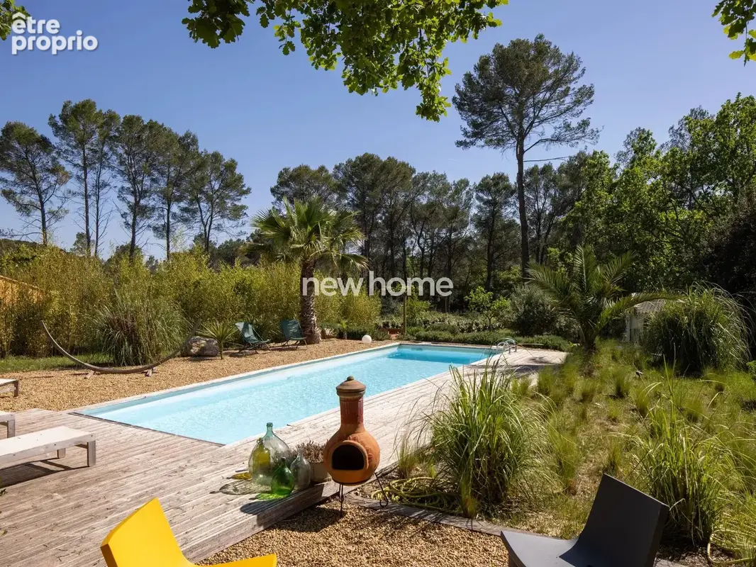Villa joliment rénovée avec piscine dans un cadre verdoyant - photo 3