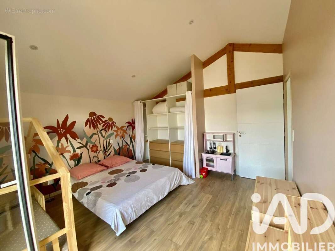 Maison 200 m² à Anglet  - photo 7