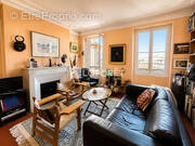 Appartement à MARSEILLE-1E