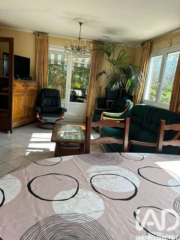 Photo 6 - Maison à VILLERSEXEL