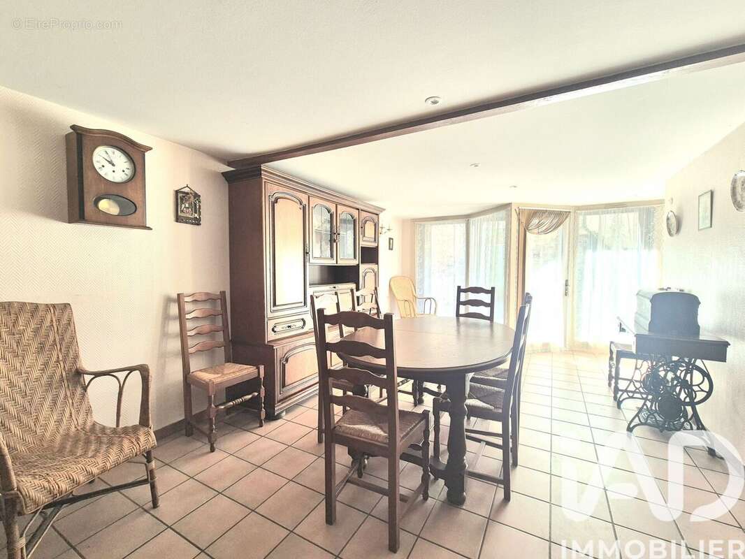 Photo 2 - Maison à ALLASSAC