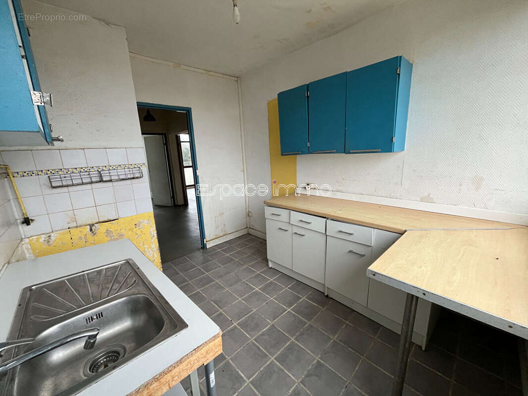 Appartement à MONT-SAINT-AIGNAN