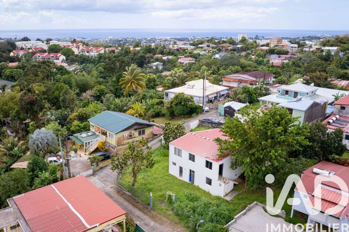 Photo 2 - Maison à FORT-DE-FRANCE