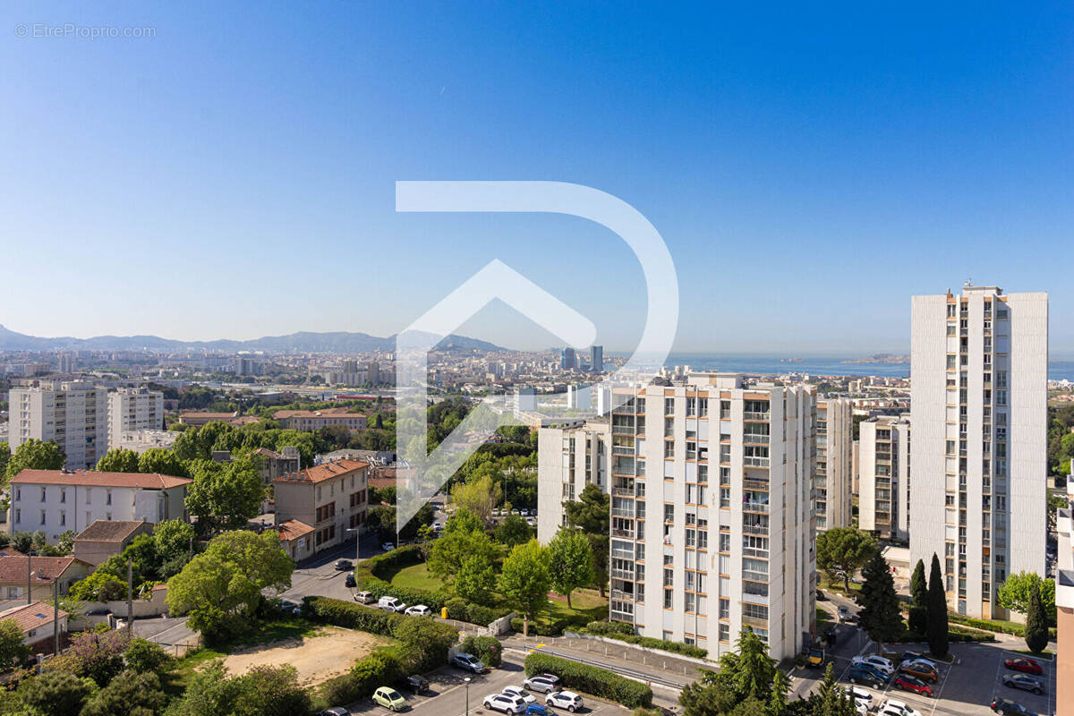 Appartement à MARSEILLE-14E