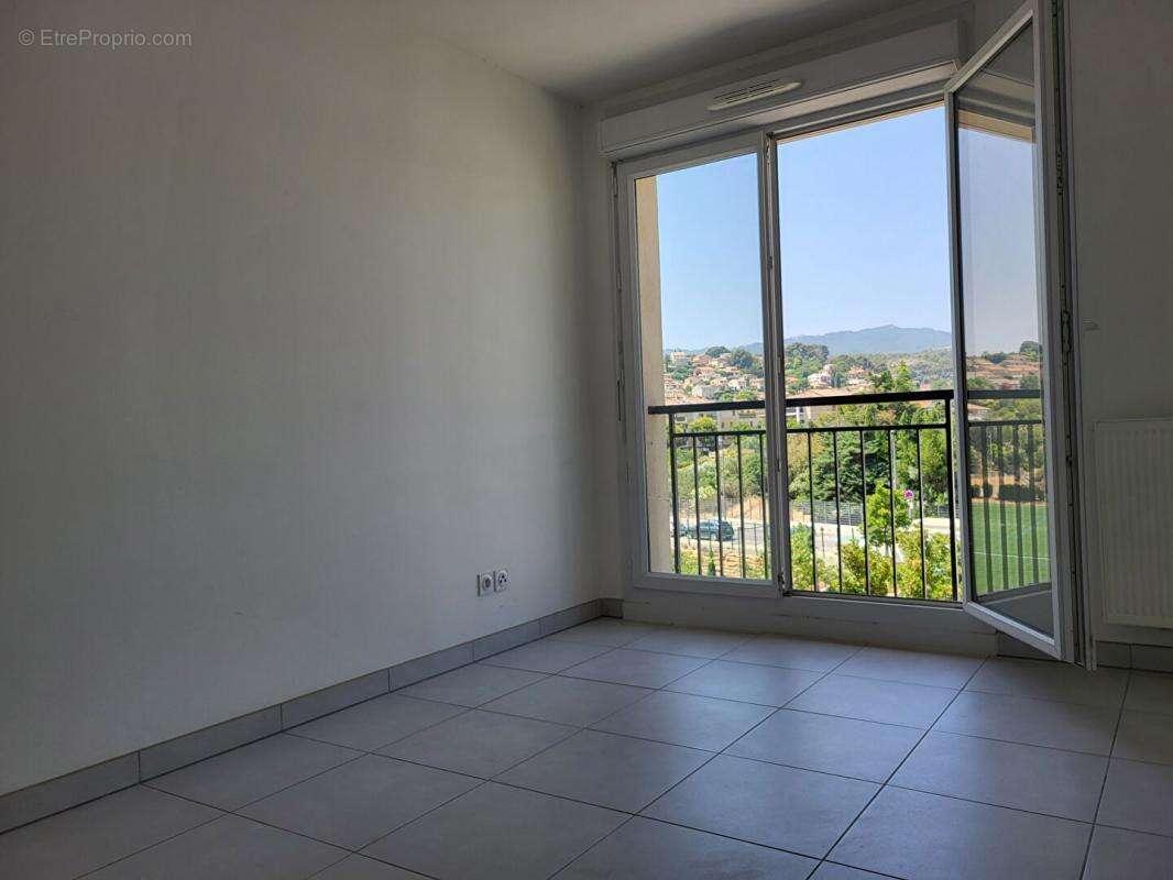 Appartement à PLAN-DE-CUQUES