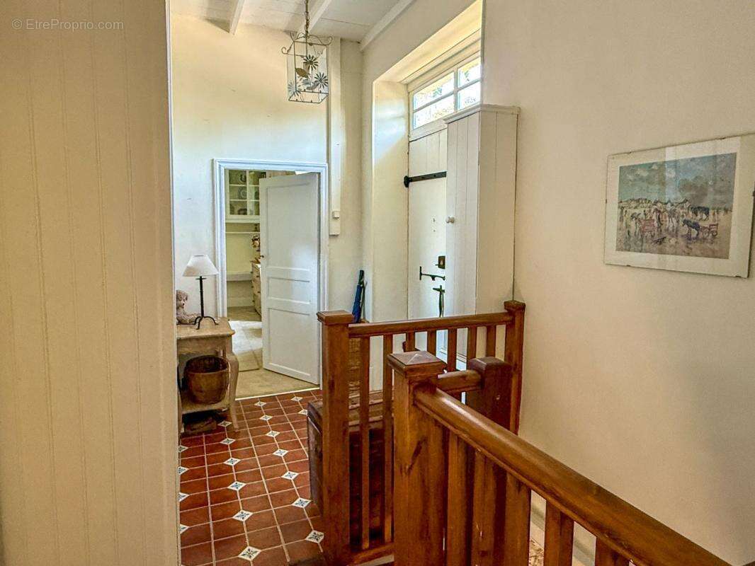 Charmante Maison en Pierre avec Piscine et Vue Panoramique - photo 11