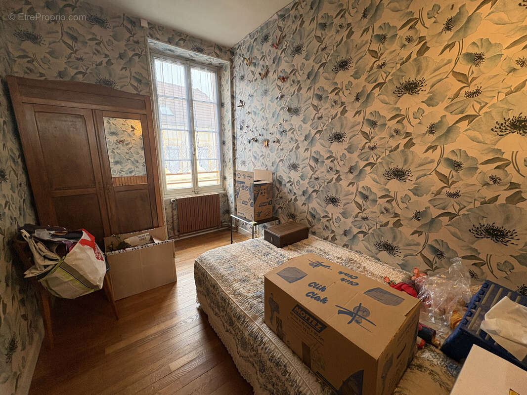 Appartement à EPINAC