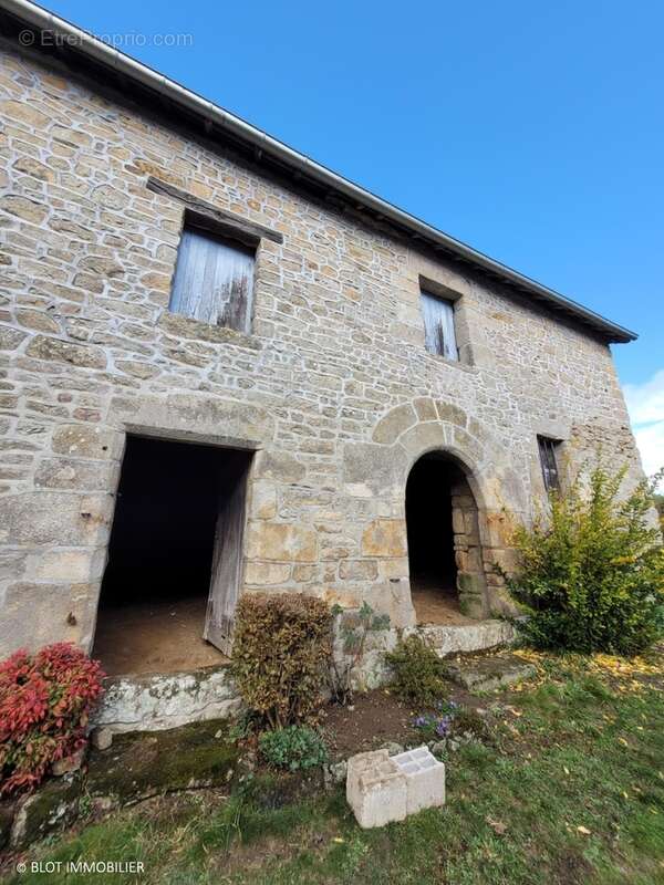 Maison à ANTRAIN