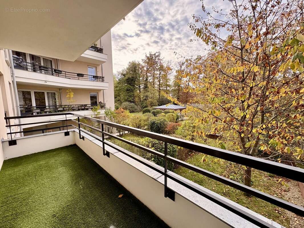 Appartement à LE PLESSIS-TREVISE