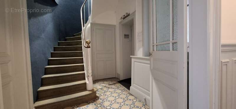 Appartement à vendre 4 pièces avec Jardinet SAINT QUENTIN  Hypercentre Ville (02100) - photo 3